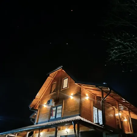 Helena -apartman 3 Lodge *